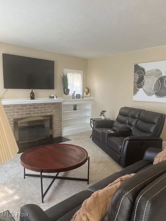 Building Photo - 369 E Tuscarawas Ave