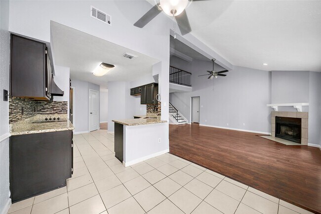 Building Photo - 21627 Park Brook Dr