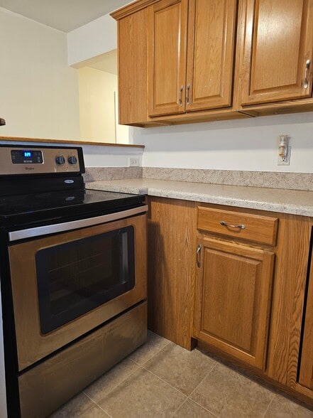 Building Photo - 1106 Park St