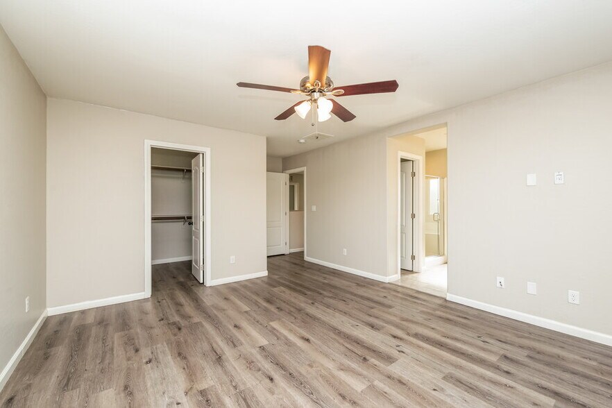 Building Photo - 9353 W Pearblossom Sky Ave