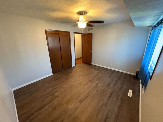 Building Photo - Spacious Single-Family Home with Fenced Backyard & Attached Garage