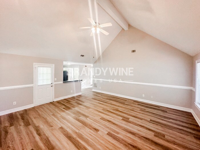 Building Photo - 12339 Lakeside Pkwy