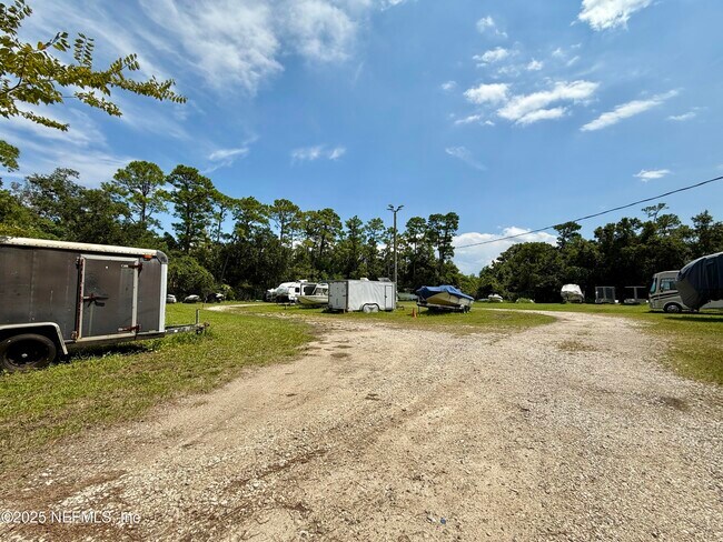 Building Photo - 1911 Vista Cove Rd