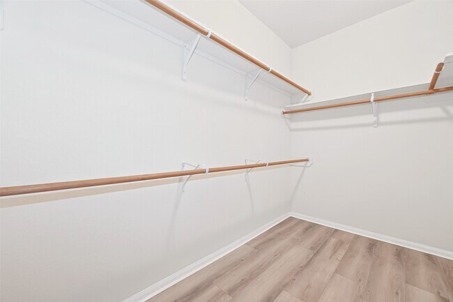 Building Photo - 19038 Winding Stream Ln