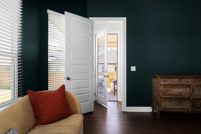 Building Photo - 4904 Escape Rivera Dr