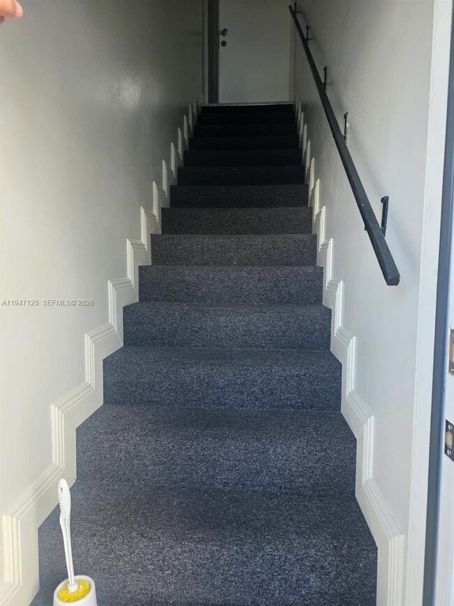 Building Photo - 1575 NW 1st St