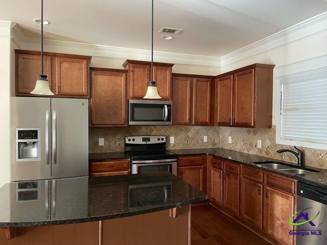 Building Photo - 121 Regency Ct