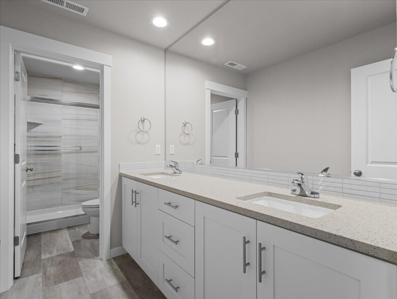 Building Photo - 11204 SE 162nd Ave