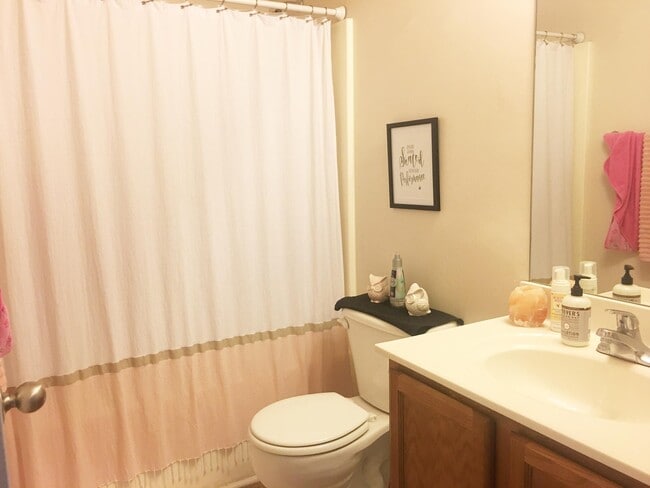 Building Photo - 616 Fountain Brook Ln