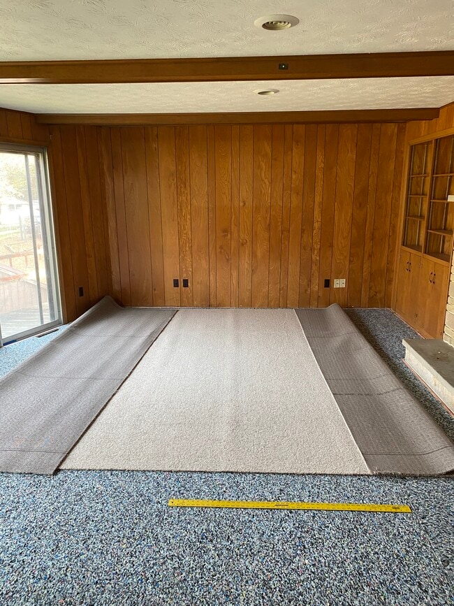 Building Photo - 1700 Manchester Ave NW