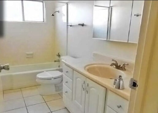 Oceanair Apartment Homes Costa Mesa, CA Apartment Finder