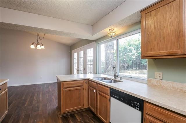 Building Photo - 1702 Acorn Dr