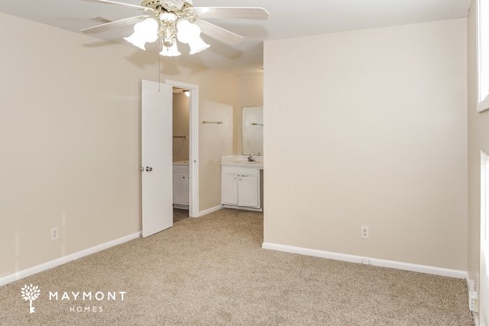 Building Photo - 3602 Greenbriar Dr NW