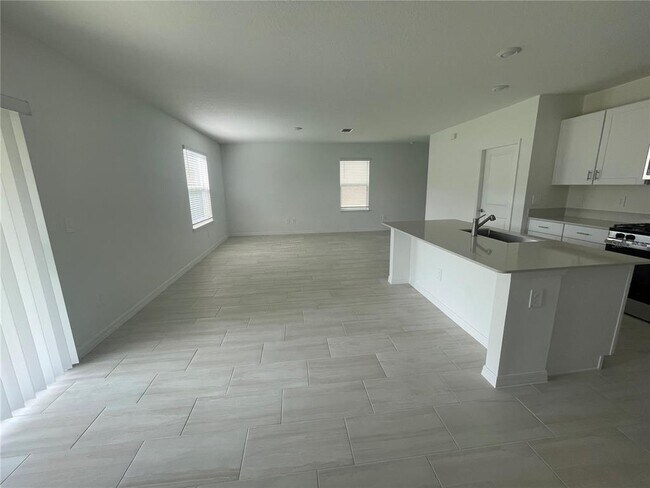 Building Photo - 9645 Carabiner Wy