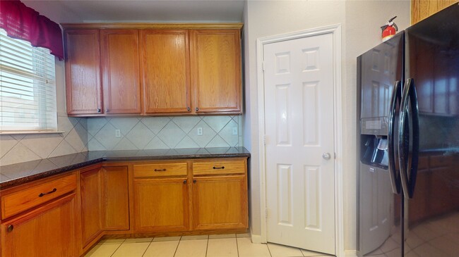 Building Photo - 21499 Pleasant Forest Dr