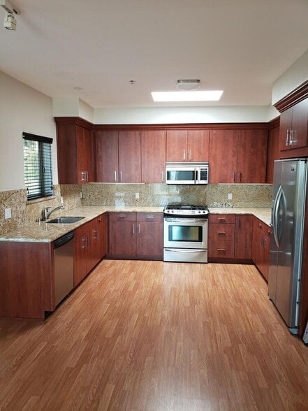 Interior Photo - Highpoint Terrace