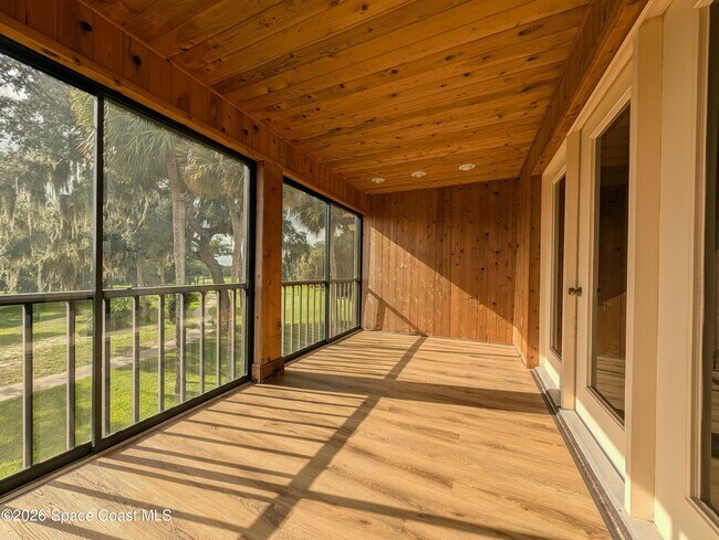 Building Photo - 3686 Muirfield Dr