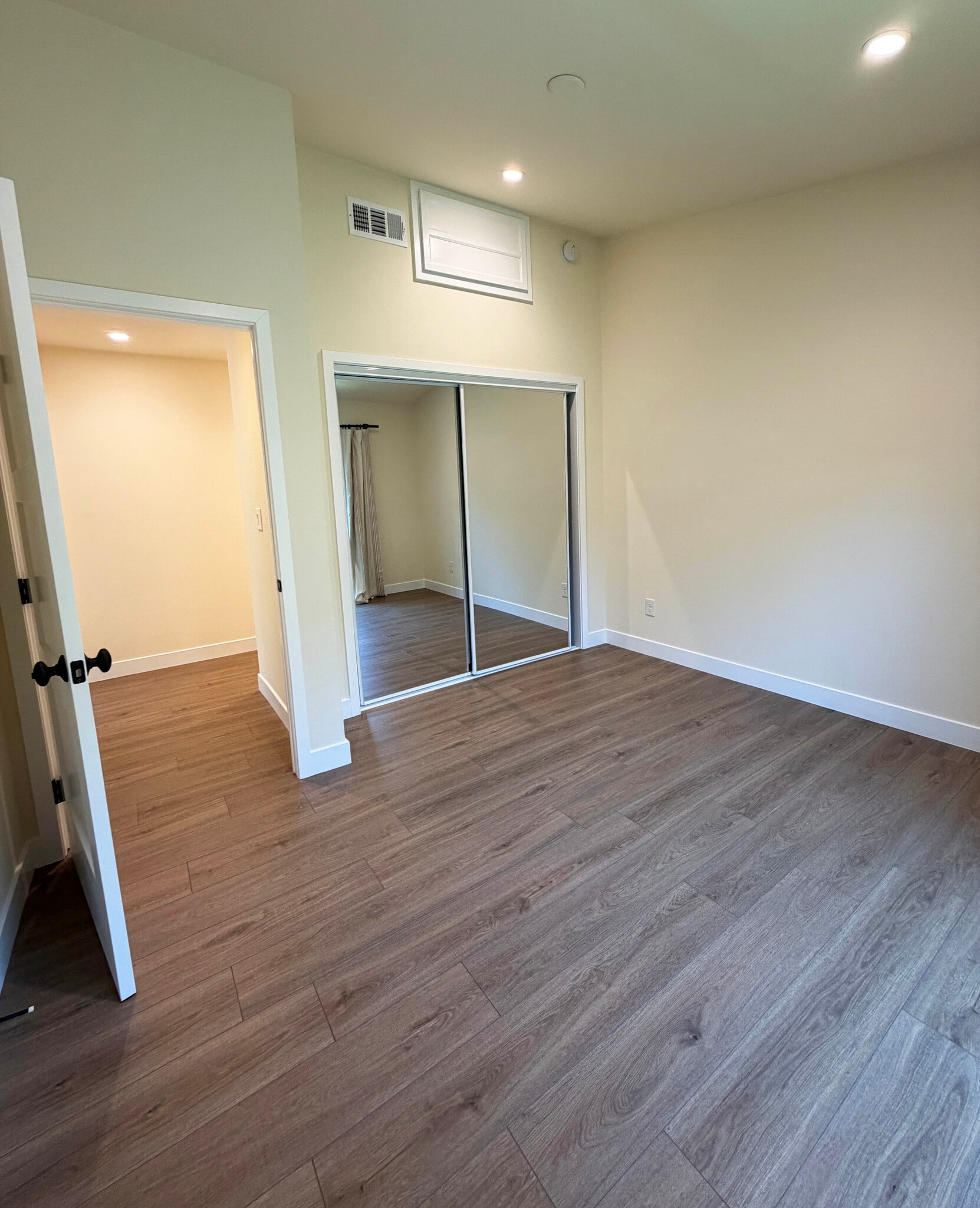 Bedroom 3 - 19334 Topham St