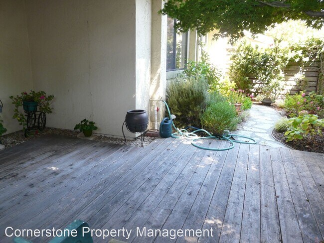 Building Photo - 2 br, 2 bath House - 6910 Chantel Ct