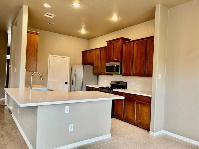 Building Photo - 2439 Marquette Trail