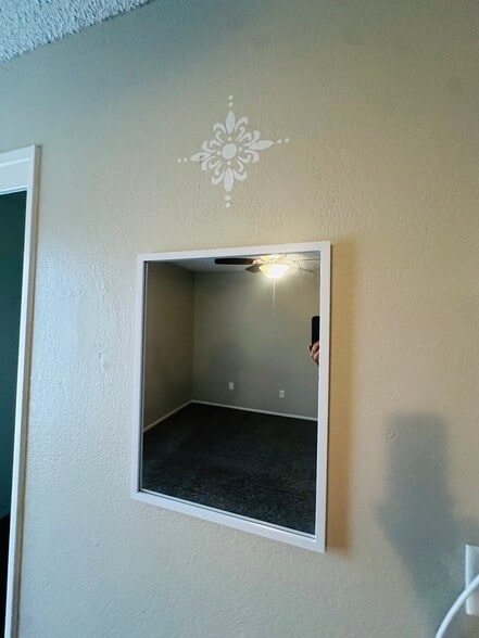 master bedroom - 6005 Hill Dale Ct