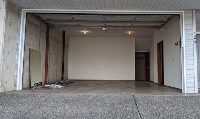 Building Photo - 180 Degree View of Bellingham Bay in South...