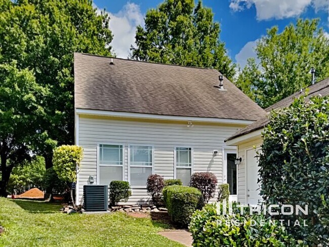 Building Photo - 12405 Walden Lea Dr