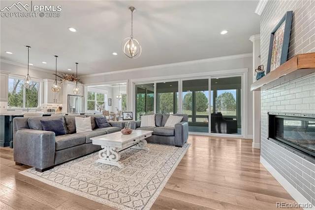 Building Photo - 1183 2nd St