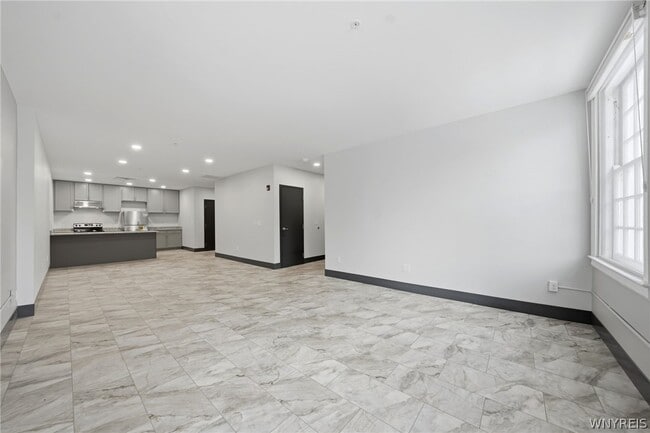 Building Photo - 40 North St