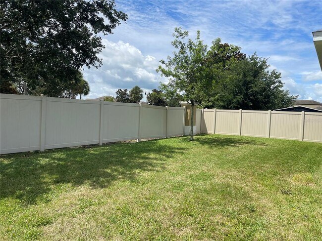 Building Photo - 3560 Pixie Ln