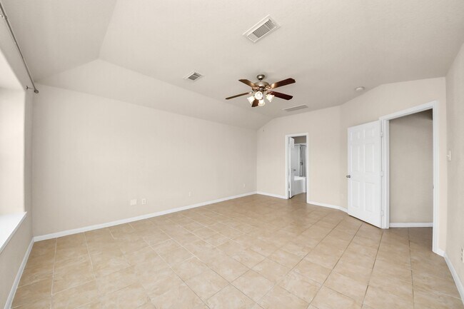 Building Photo - 7730 Trail Hollow