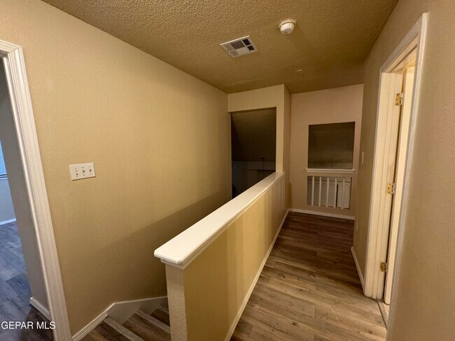 Building Photo - 4116 Tierra Bronce Dr