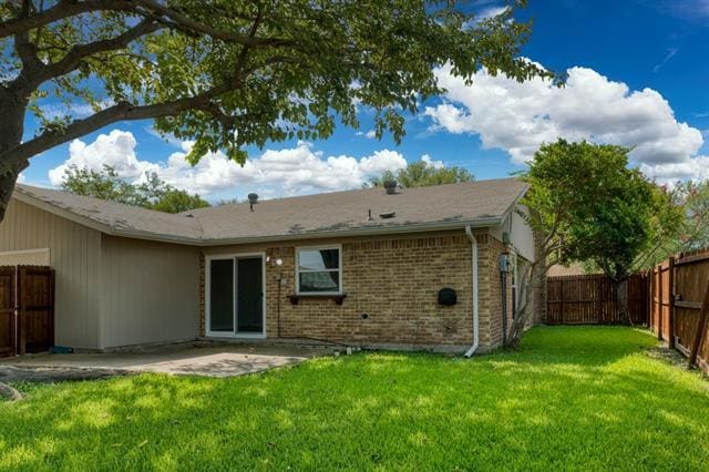 Building Photo - 1817 Hemlock Dr