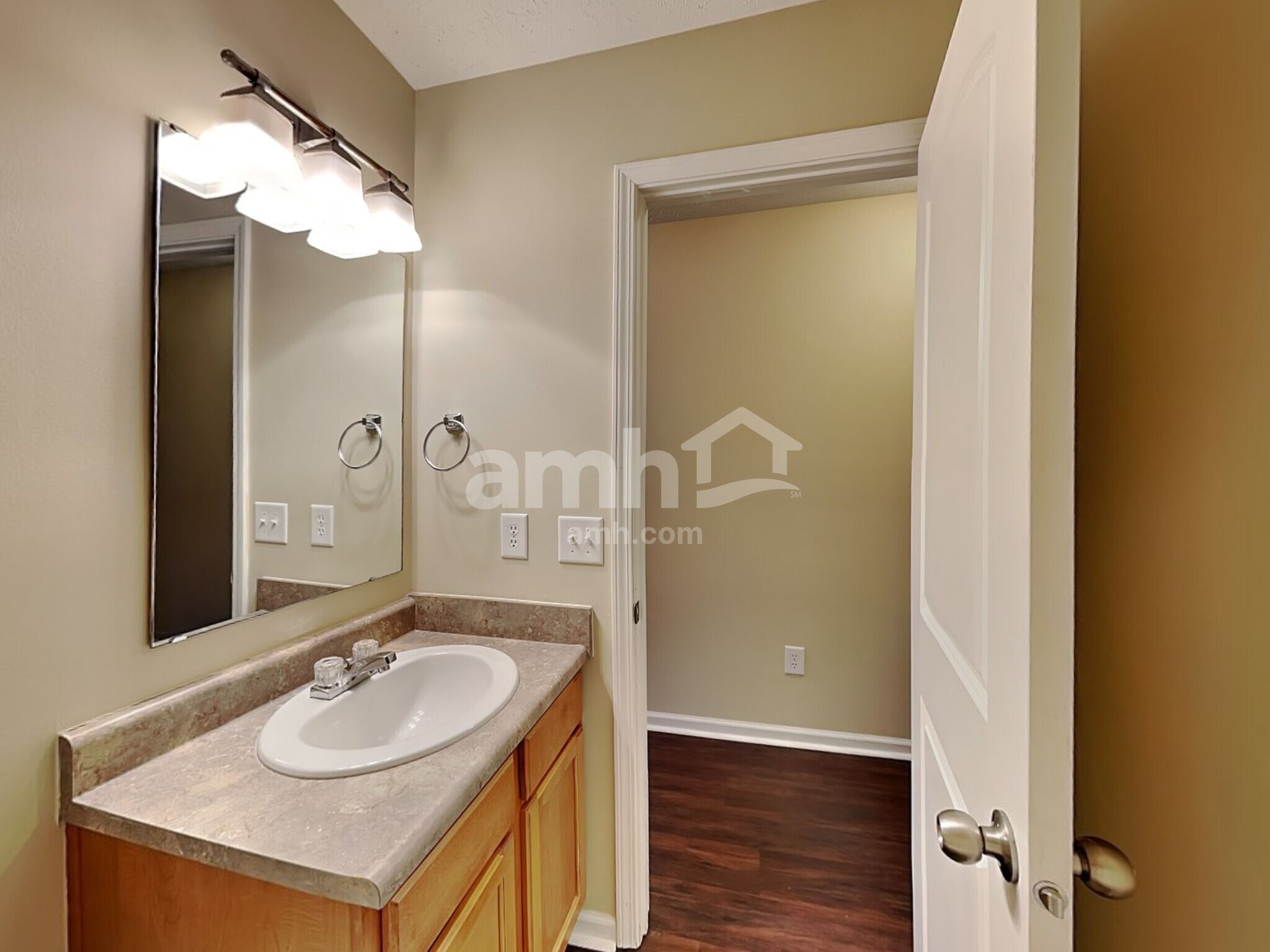 Building Photo - 7276 Burlat Ln