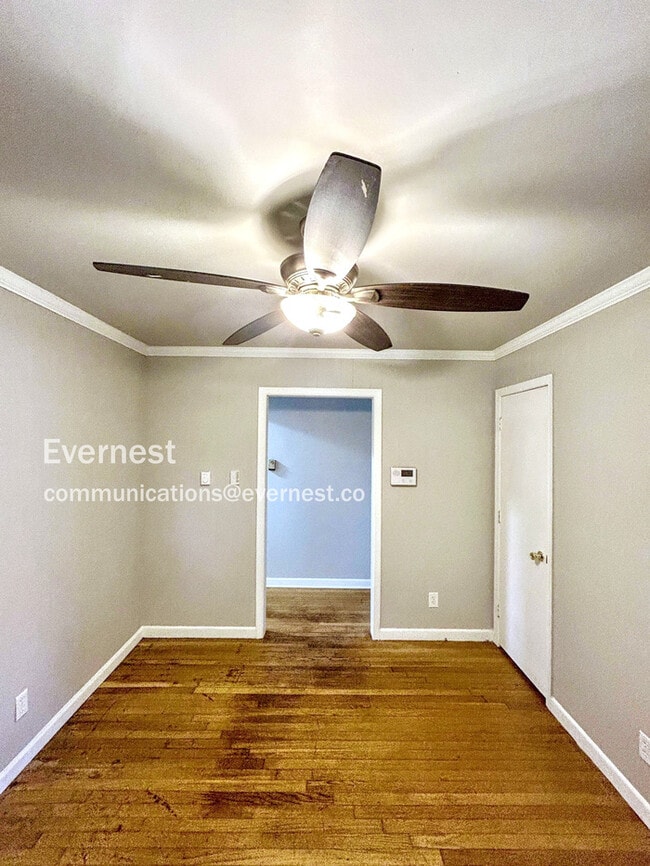 Building Photo - 10813 Bluebell Dr