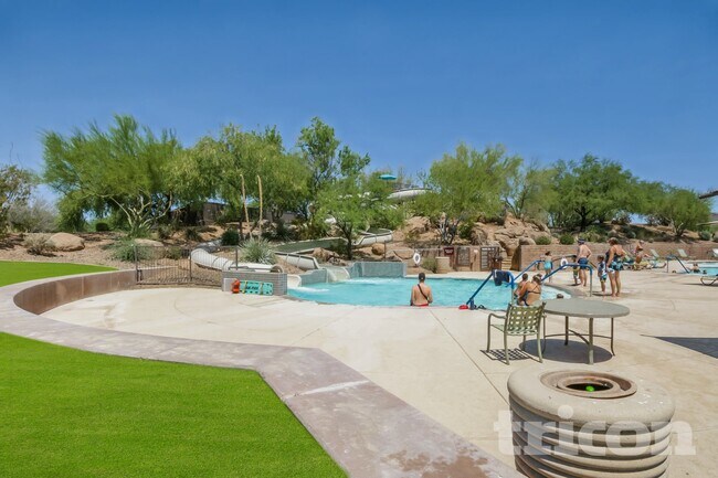 Building Photo - 12576 W Lindbergh Dr