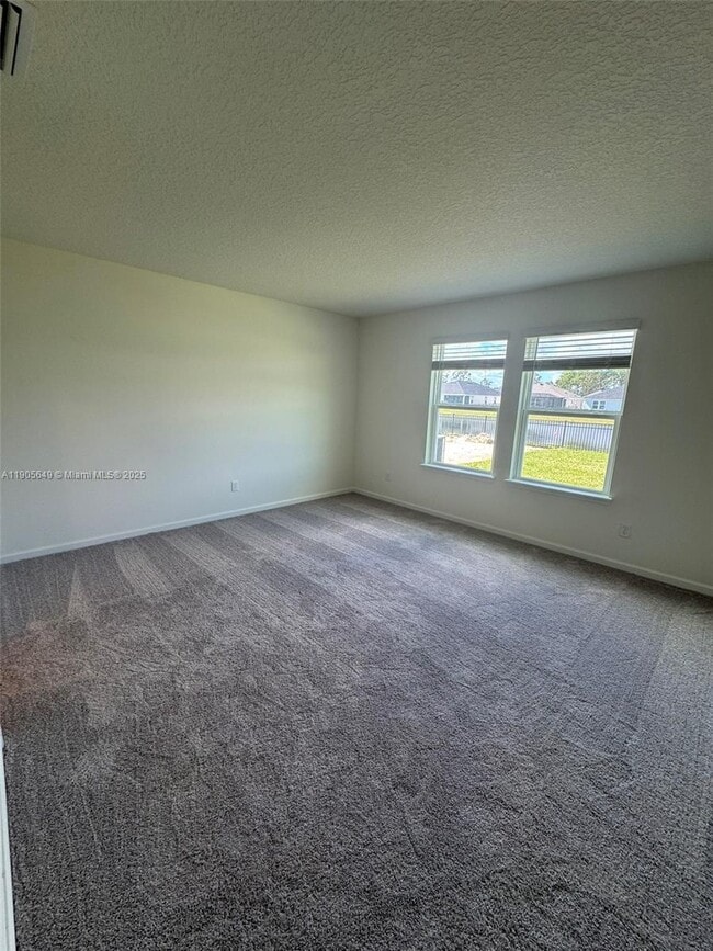 Building Photo - 55 Signet Cir