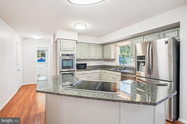 Building Photo - 8803 Black Alder Dr