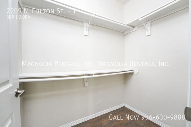 Building Photo - 2209 N Fulton St