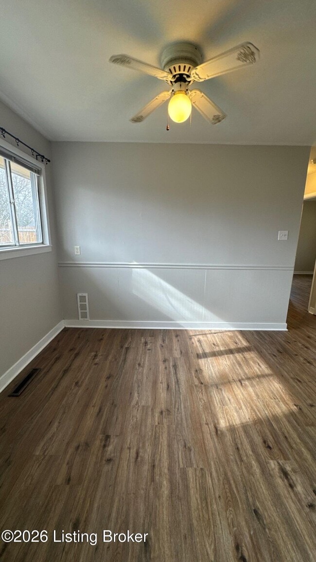 Building Photo - 3122 Commander Dr