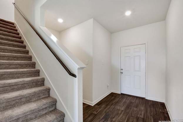Building Photo - 765 Greenway Trl