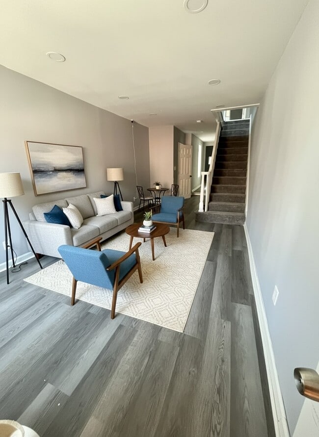 Building Photo - 2515 N Lee St