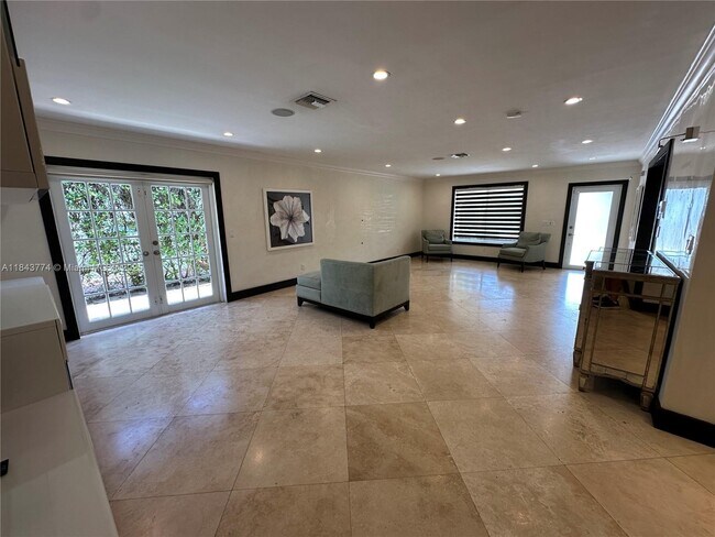 Building Photo - 9341 Dickens Ave