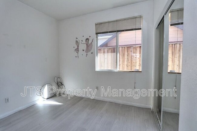 Building Photo - 7817 Westbourne Way