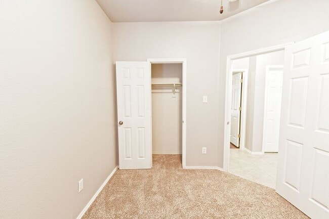 Building Photo - 9220 Norman Dr