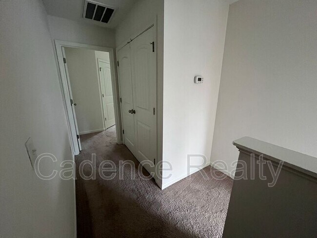 Building Photo - 202 Jordan Ln