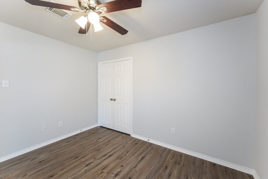 Building Photo - 28506 Carly Cove Ln