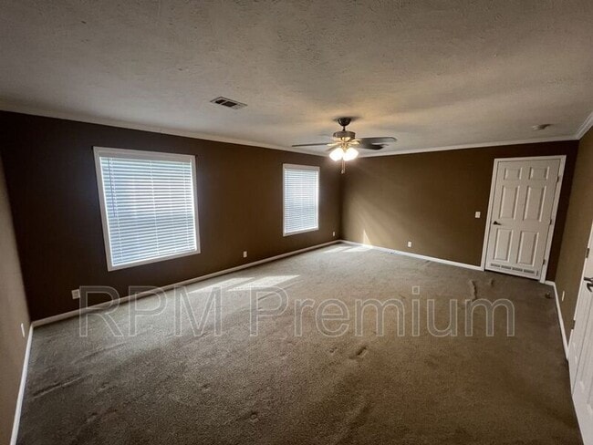 Building Photo - 6796 Bryant Rd