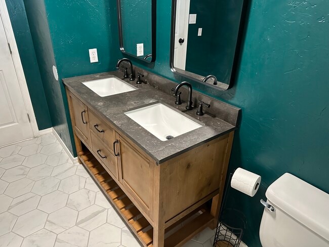 Building Photo - 720 Freeman Rd