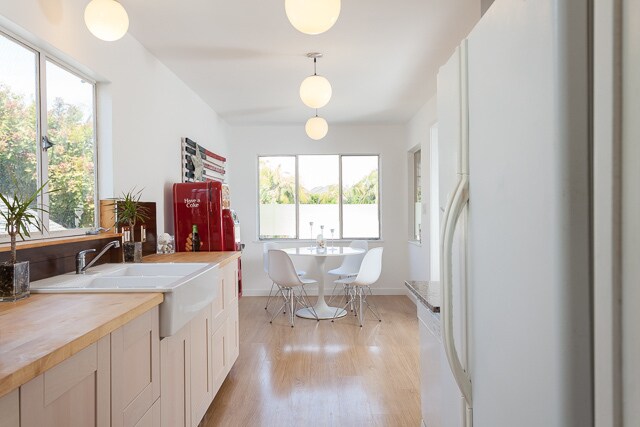 Building Photo - 1621 E Balboa Blvd